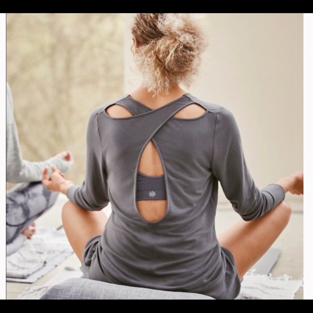 Athleta Coaster Go Sweatshirt.
